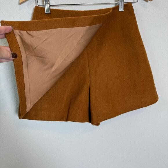 Skies Are Blue Women's Caramel Skort Short Size XS NEW - Picture 6 of 8
